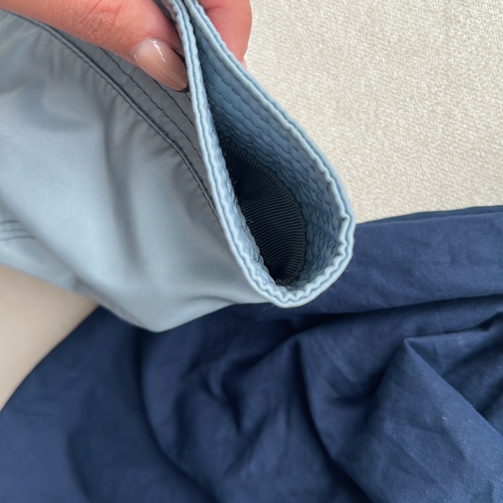 PRADA RE-Nylon bucket hat with dust bag - Picture 9 of 10